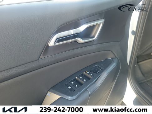 New 2026 Kia Sportage EX w/ EX Panorama Roof Package FWD image 25