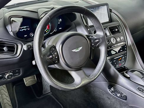 Used 2023 Aston Martin DBS Coupe RWD image 10