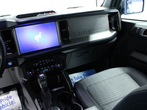 Used 2023 Ford Bronco Outer Banks image 19