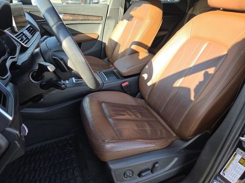 Used 2018 Audi Q5 2.0T Premium Plus w/ Premium Plus Package image 33