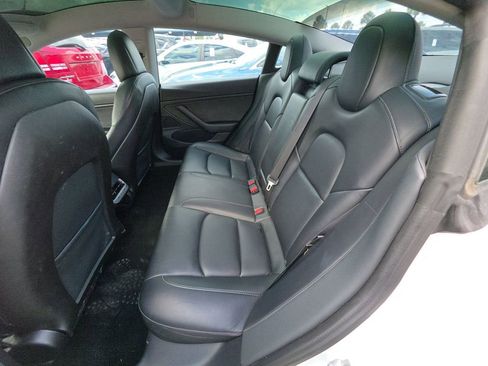 Used 2020 Tesla Model 3 Long Range AWD/4WD image 4