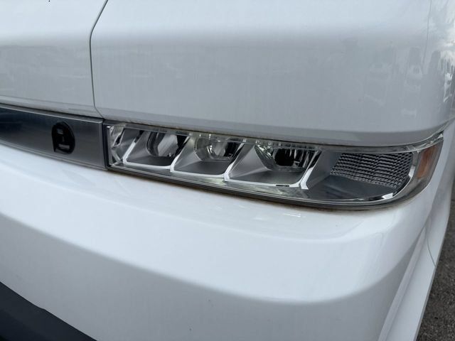 Used 2024 Chevrolet Brightdrop 400 w/ Commercial Equipment Package AWD/4WD image 10