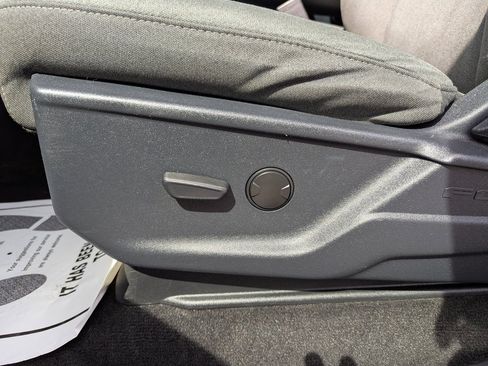 Used 2023 Ford F150 XLT w/ Trailer Tow Package image 15