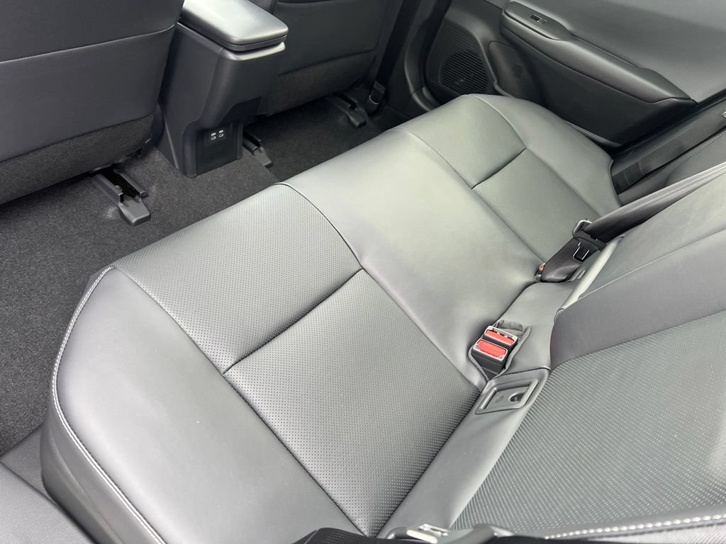 New 2027 Toyota Prius Limited AWD/4WD image 15