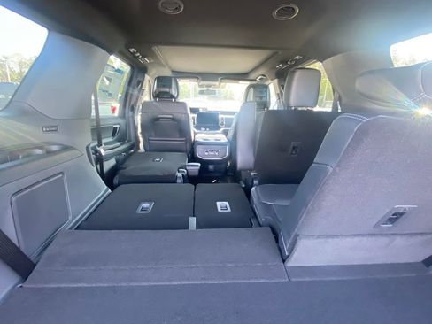 New 2026 Ford Expedition Platinum w/ Stealth Appearance Package image 34