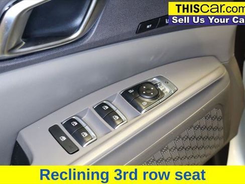 Used 2025 Kia Carnival SX image 27