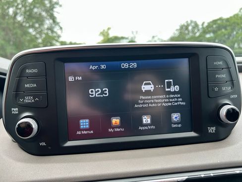 Used 2020 Hyundai Santa Fe SE FWD image 24