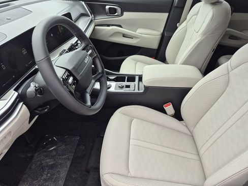 New 2026 Kia Sorento EX AWD/4WD image 10