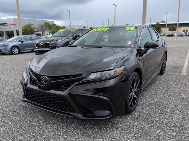 Certified 2024 Toyota Camry SE FWD image 8