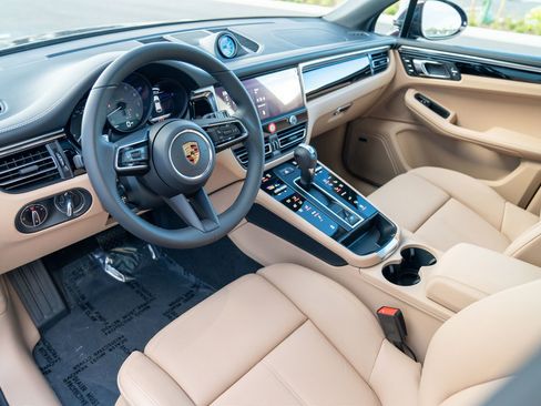 New 2026 Porsche Macan S AWD/4WD image 4