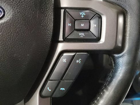 Used 2019 Ford Expedition XLT w/ Equipment Group 202A AWD/4WD image 30