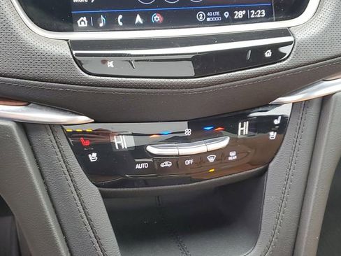 Certified 2024 Cadillac XT5 Premium Luxury w/ LPO, Floor Liner Package image 16