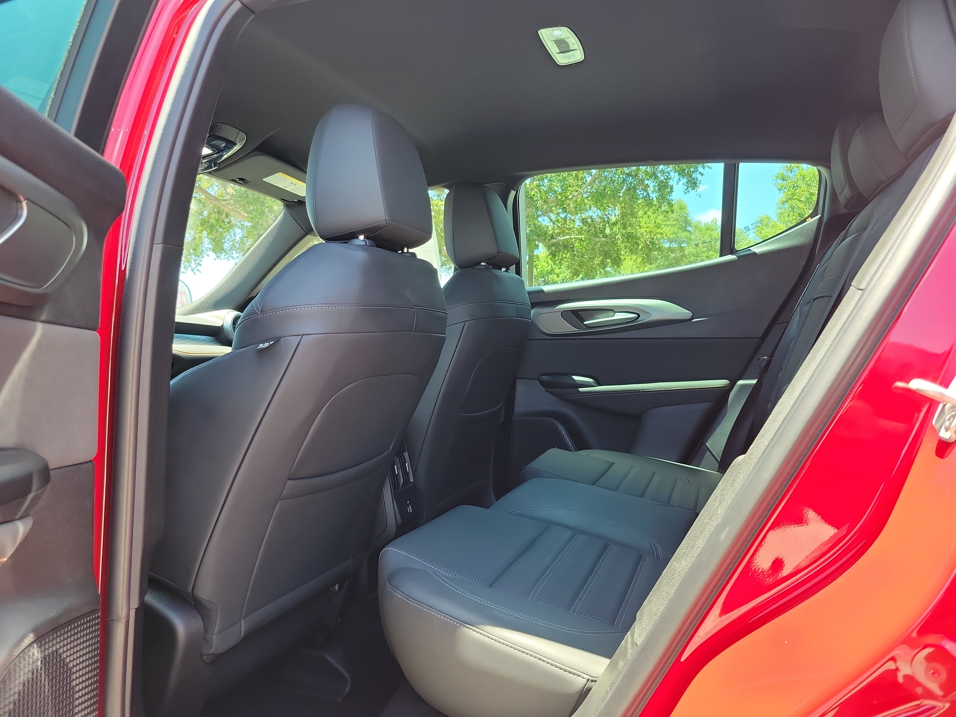 Used 2025 Alfa Romeo Tonale w/ Premium Package AWD/4WD image 10