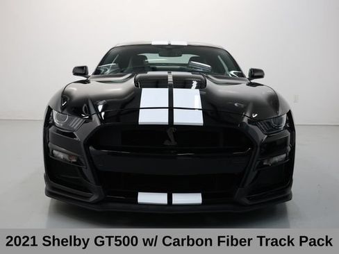 Used 2021 Ford Mustang Shelby GT500 w/ Carbon Fiber Track Pack RWD image 4