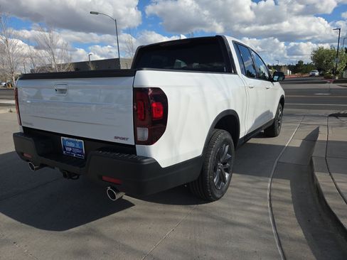 New 2025 Honda Ridgeline Sport image 4