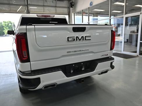 Used 2023 GMC Sierra 1500 AT4 w/ Technology Package AWD/4WD image 6