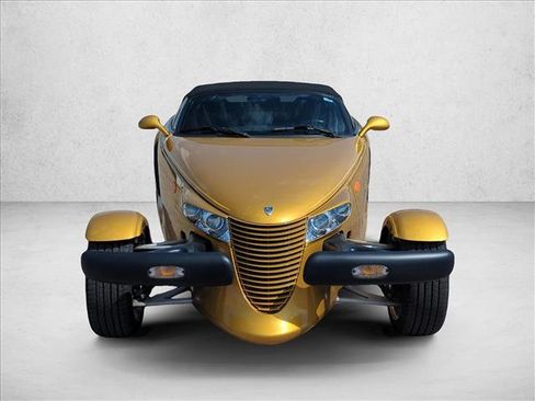Used 2002 Chrysler Prowler RWD image 3