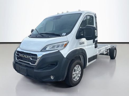 Used 2025 RAM ProMaster 3500 w/ Quick Order Package 22G SLT FWD image 32