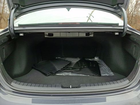 Used 2022 Kia Forte LXS image 28