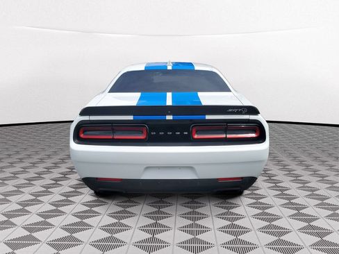Used 2020 Dodge Challenger SRT Hellcat w/ Plus Package RWD image 5