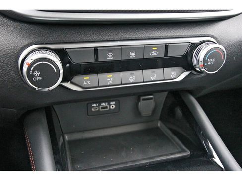 New 2025 Nissan Altima 2.5 SR image 25