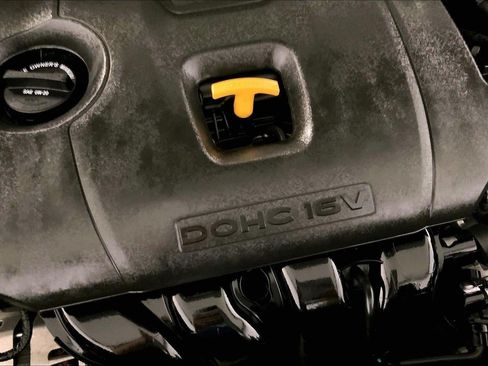 Certified 2025 Kia Soul LX w/ LX Technology Package FWD image 30