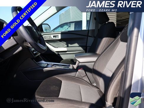 Certified 2022 Ford Explorer XLT image 24