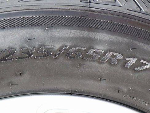 Used 2021 Chrysler Pacifica Touring-L image 49