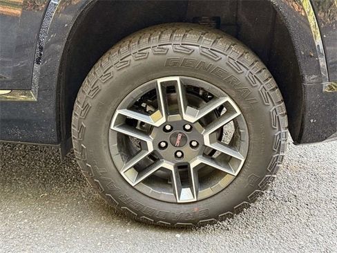 New 2026 GMC Terrain AT4 w/ Convenience Package III image 7