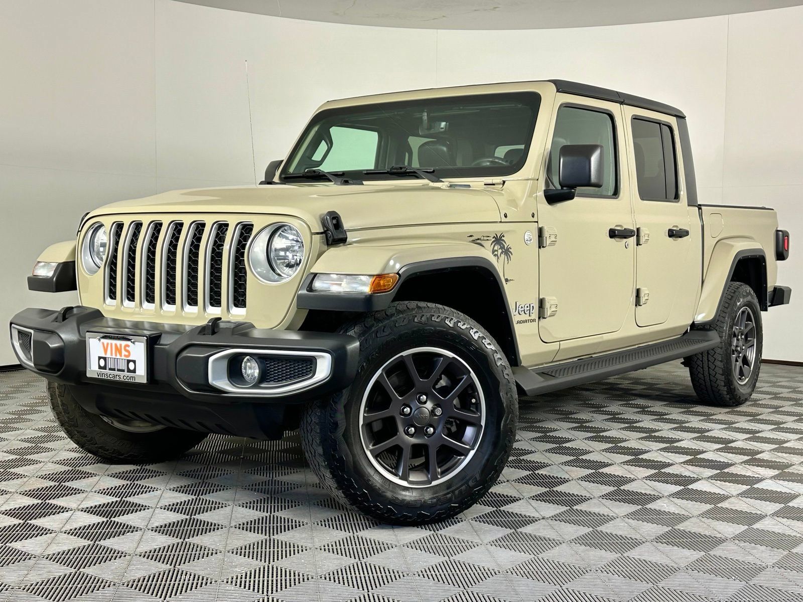 Used 2022 Jeep Gladiator Overland w/ Popular Equipment Package AWD/4WD image 37
