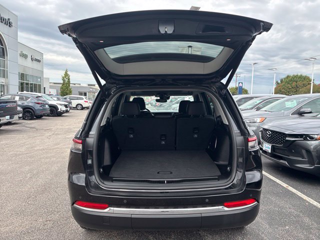 Used 2022 Jeep Grand Cherokee Limited 4xe AWD/4WD image 6
