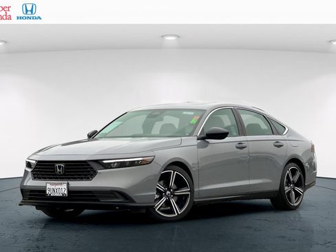 Certified 2025 Honda Accord Sport image 1