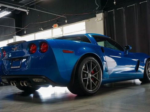 Used 2010 Chevrolet Corvette Z06 w/ Preferred Equipment Group RWD image 6