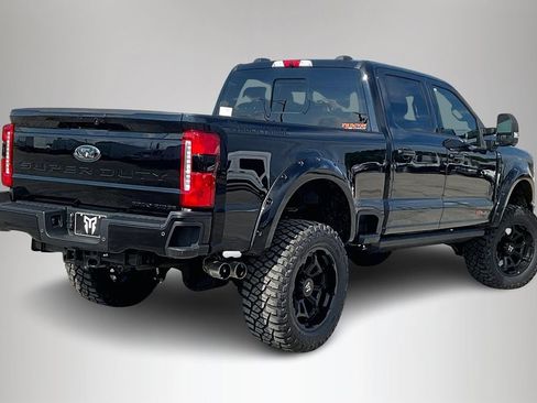 New 2025 Ford F250 XLT w/ Black Appearance Package image 21