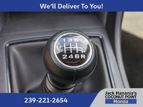 Used 2023 Subaru Crosstrek 2.0i AWD/4WD image 32
