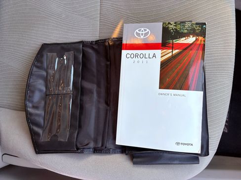 Used 2011 Toyota Corolla LE image 49
