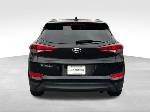 Used 2017 Hyundai Tucson SE Plus w/ Cargo Package image 4