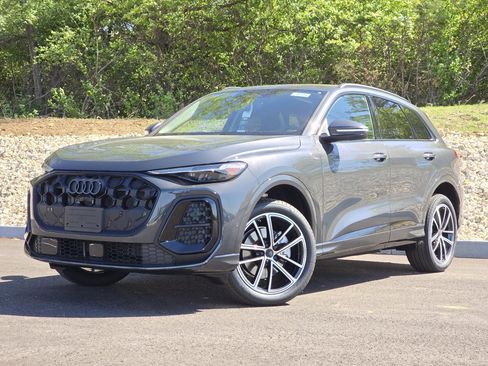New 2026 Audi Q5 Premium Plus AWD/4WD image 2
