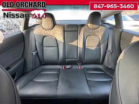 Used 2020 Tesla Model 3 Standard Range Plus image 11