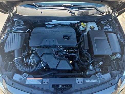 Used 2011 Buick Regal CXL FWD image 32