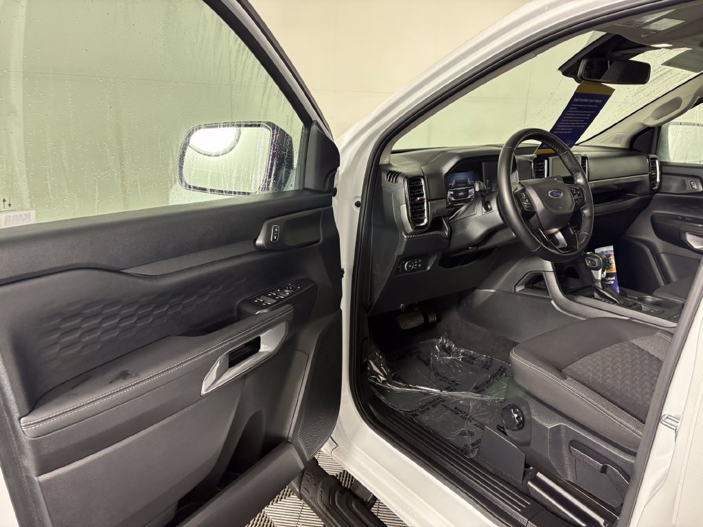 Used 2024 Ford Ranger XLT w/ FX4 Off-Road Package AWD/4WD image 11