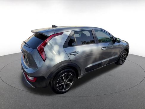 Used 2026 Kia Niro LX FWD image 15