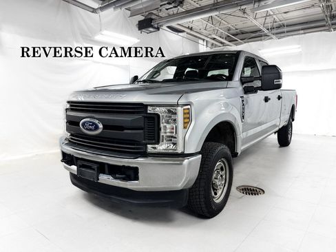 Used 2018 Ford F250 XL w/ Power Equipment Group AWD/4WD image 1