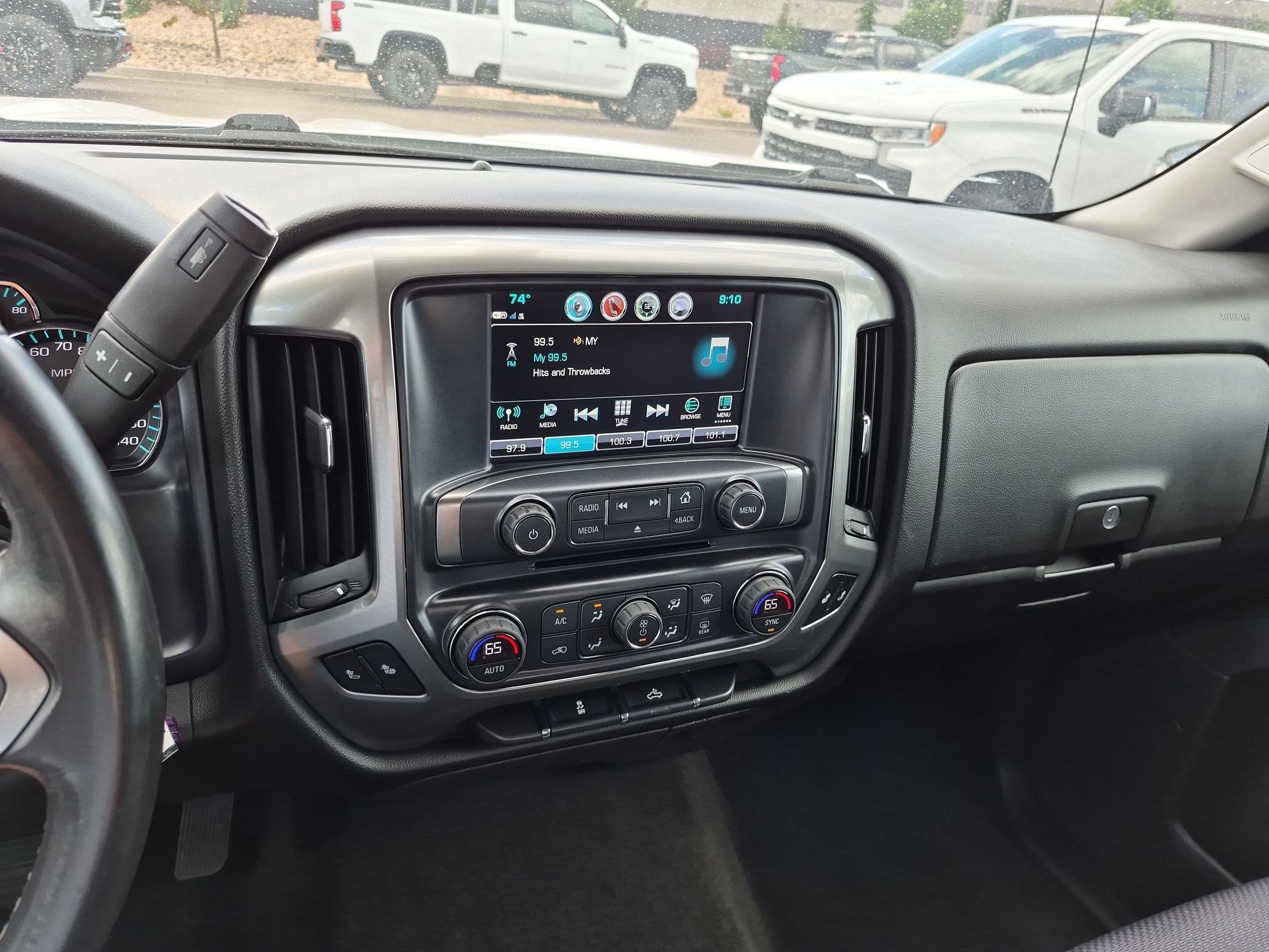 Used 2018 Chevrolet Silverado 1500 LT w/ All Star Edition AWD/4WD image 23