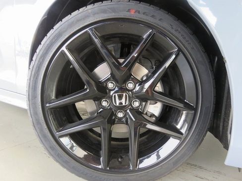 Used 2024 Honda Civic Sport image 26