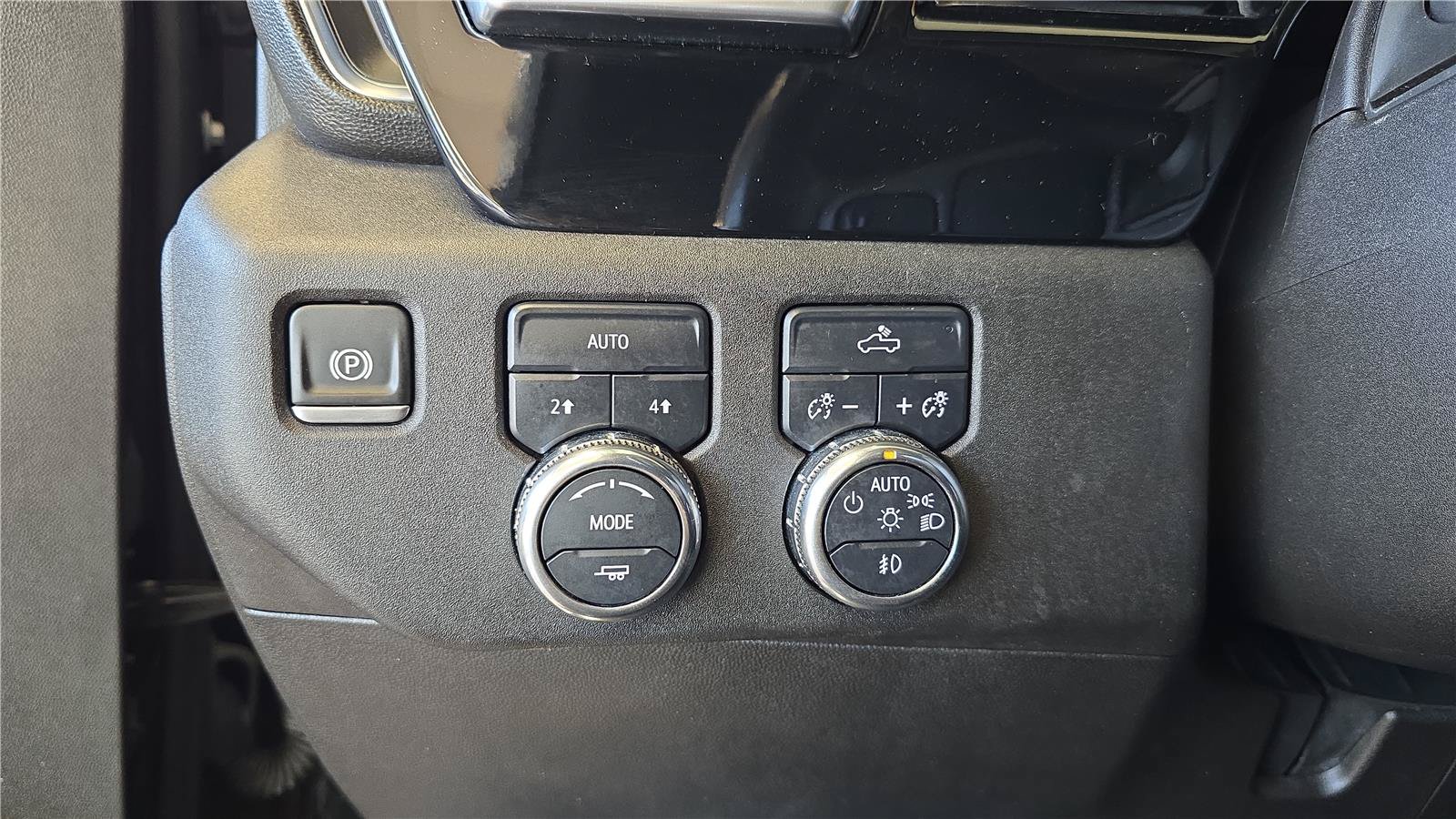Used 2024 GMC Sierra 1500 Elevation AWD/4WD image 25