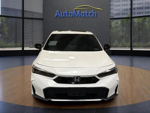 Used 2025 Honda Civic Sport Touring image 2