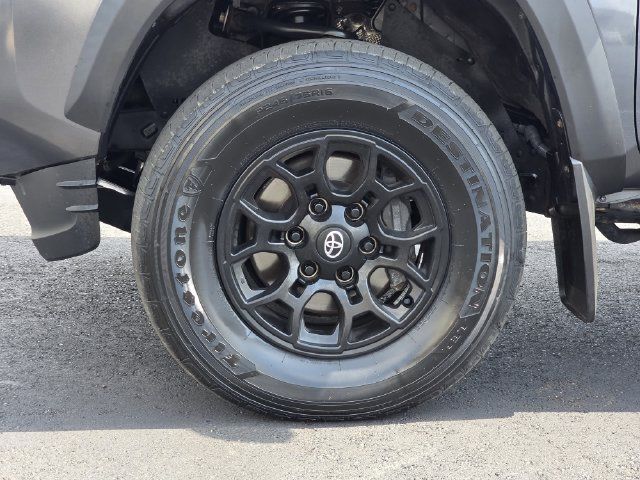 Used 2023 Toyota Tacoma SR5 w/ SX Package AWD/4WD image 29