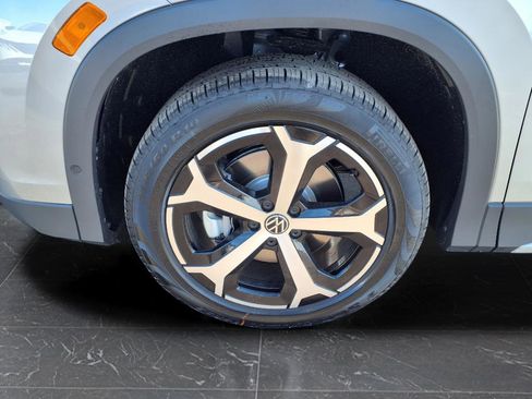 New 2026 Volkswagen Tiguan SE AWD/4WD image 7