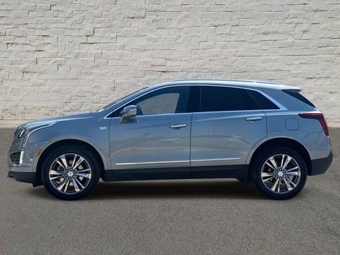 Used 2024 Cadillac XT5 Premium Luxury image 2
